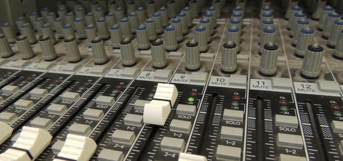 radio board with knobs and levers to adjust